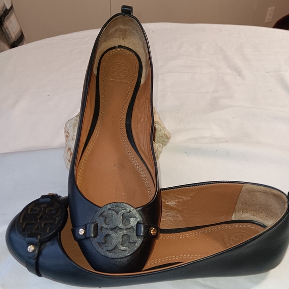 Tory Burch Slip-on Flats - Picture 3 of 6
